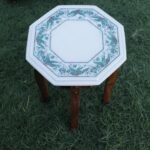 TABLE TOP