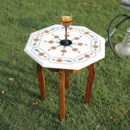 TABLE TOP